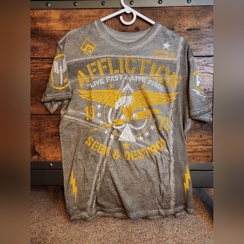 Mens Affliction Large New Tshirt